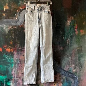 Abercrombie ankle Street ultra high-rise curb love size 25 jeans